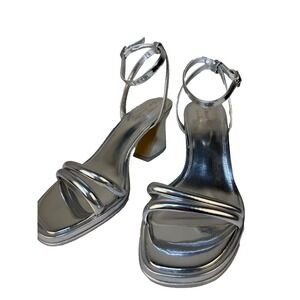 Circus by Sam Edelman Hartlie Heels Women's 10M Silver Metallic Strappy Block He